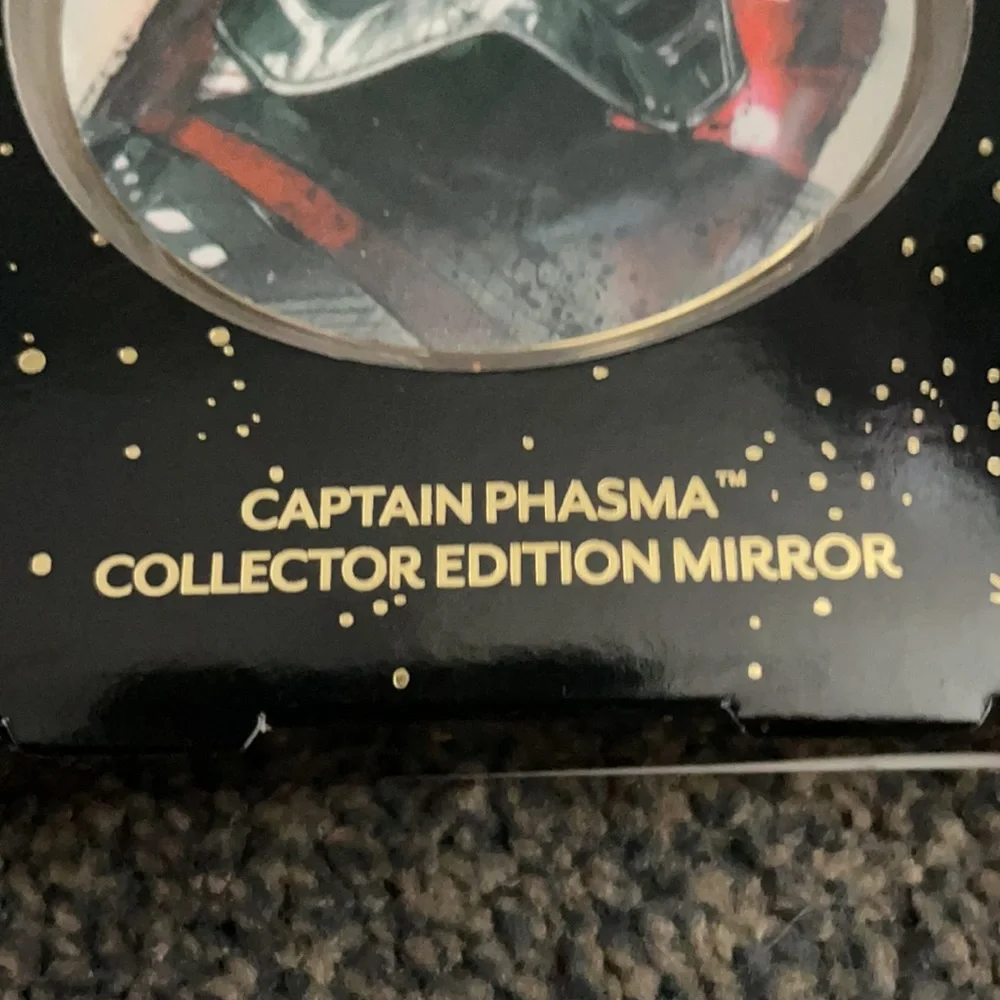 Star Wars Captain Phasma Limited Edition Collector Compact Mirror